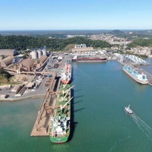 Maior obra de dragagem portuária do país é lançada em SC e impulsiona mercado logístico
