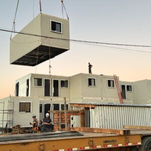 Construção modular em aço avança rumo à produção em série e prepara edifícios de até oito andares